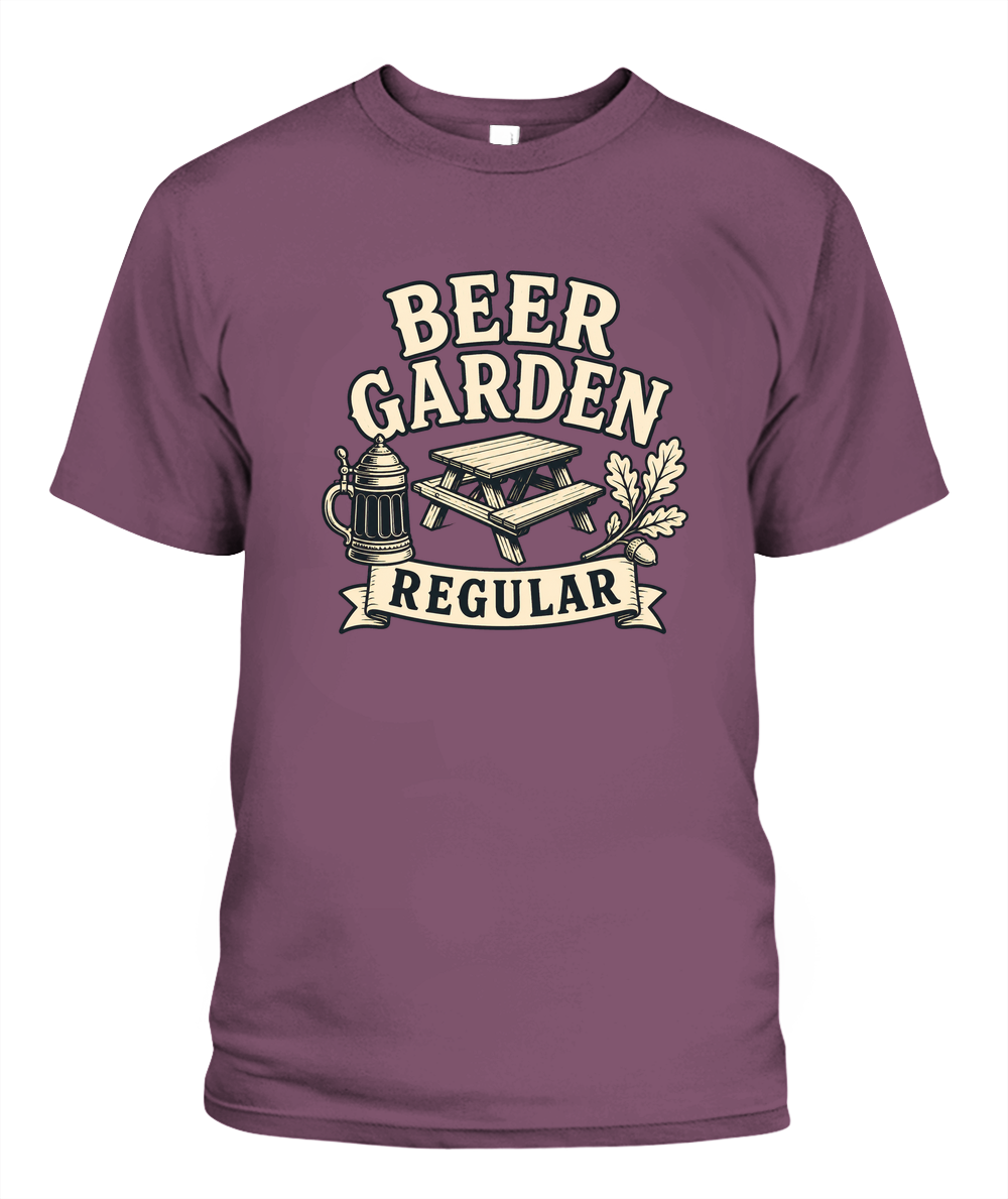Beer Garden Regular — T-Shirt in Berry