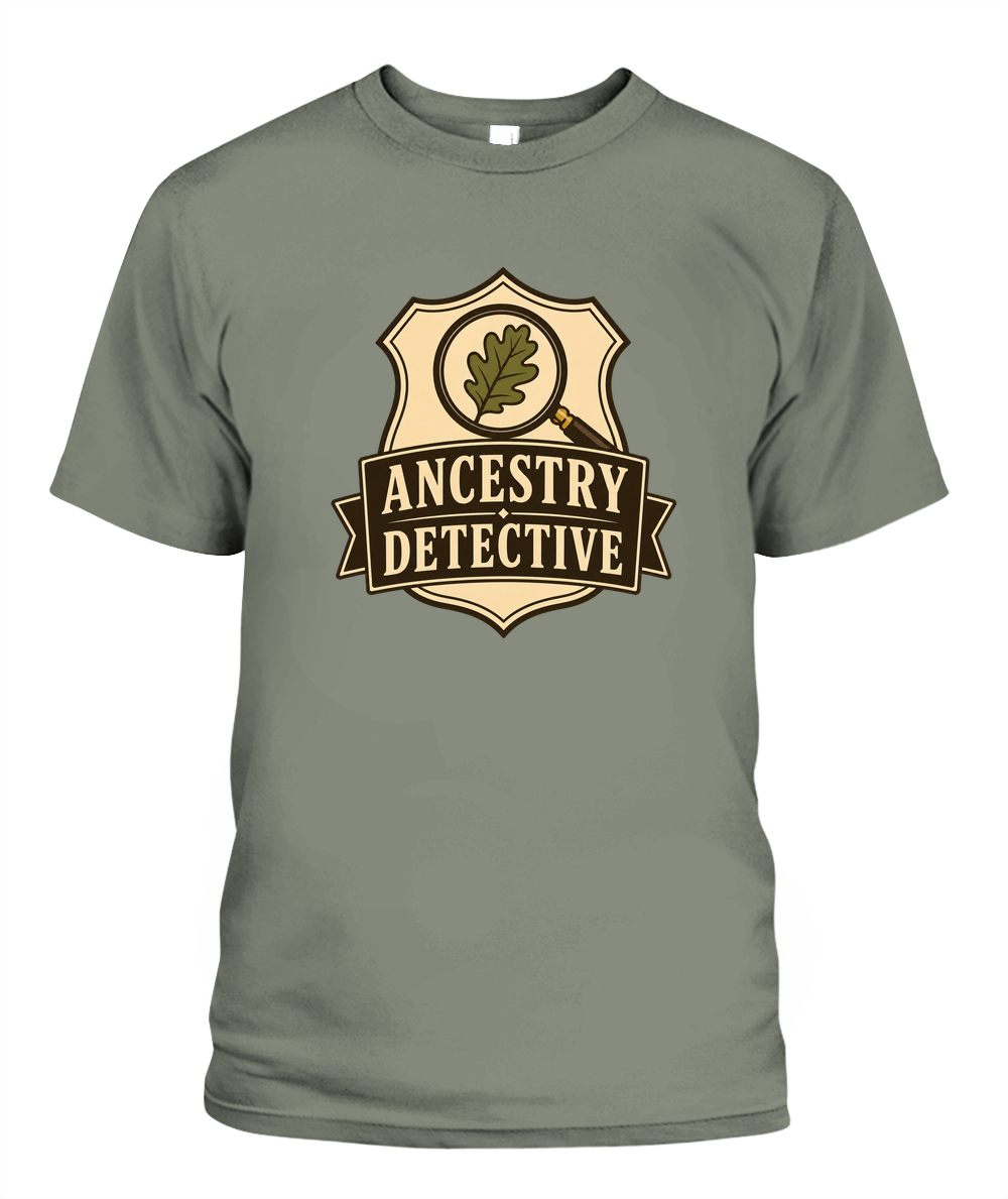 Ancestry Detective — T-Shirt in Moss