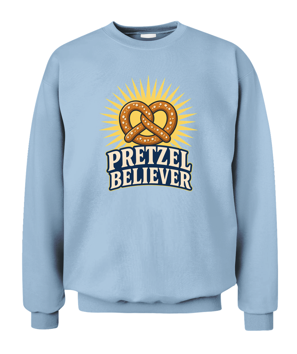 Pretzel Believer — Sweatshirt in Light Blue